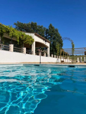 Charmante maison avec piscine